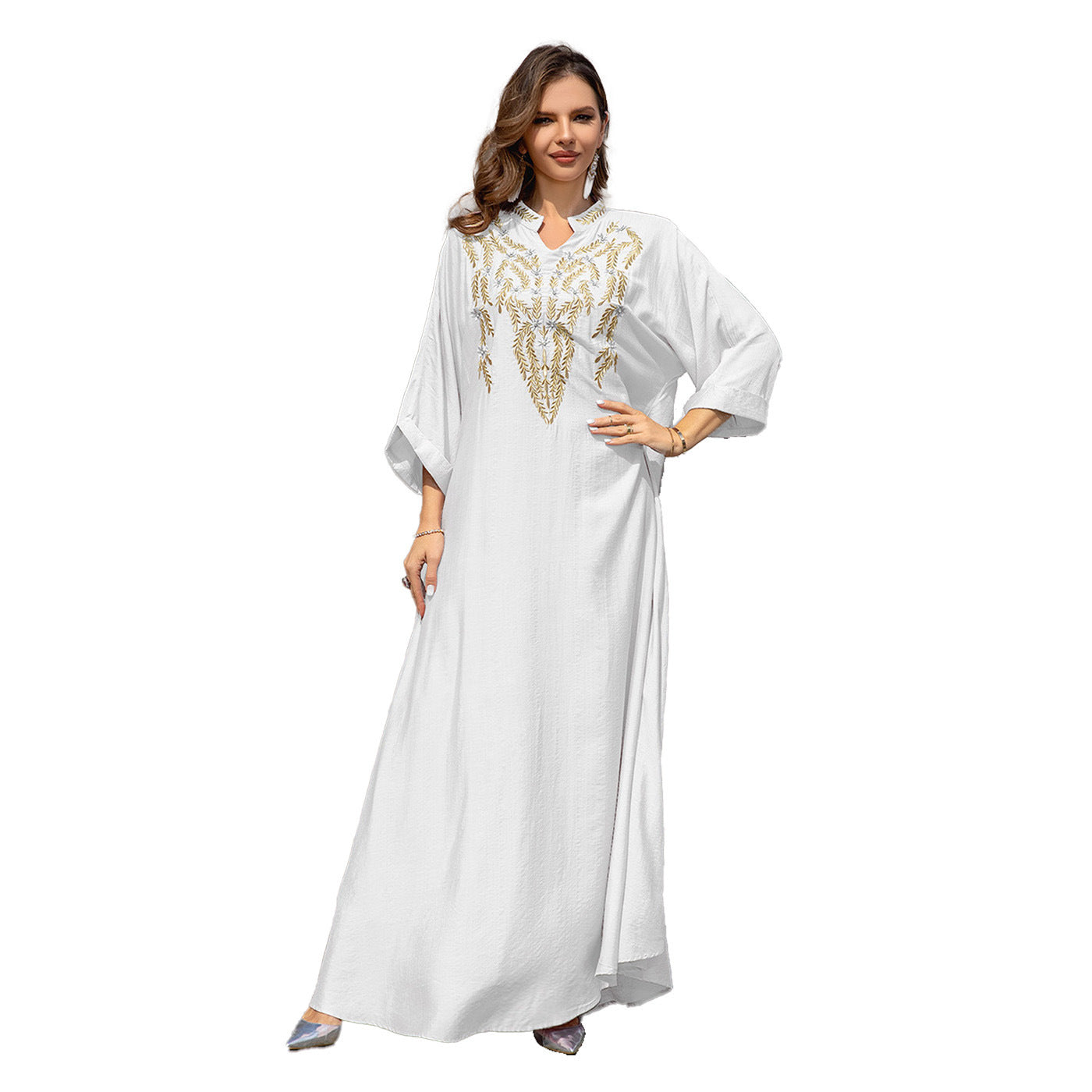 Robe brodée pour femmes