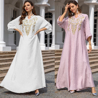 Robe brodée pour femmes